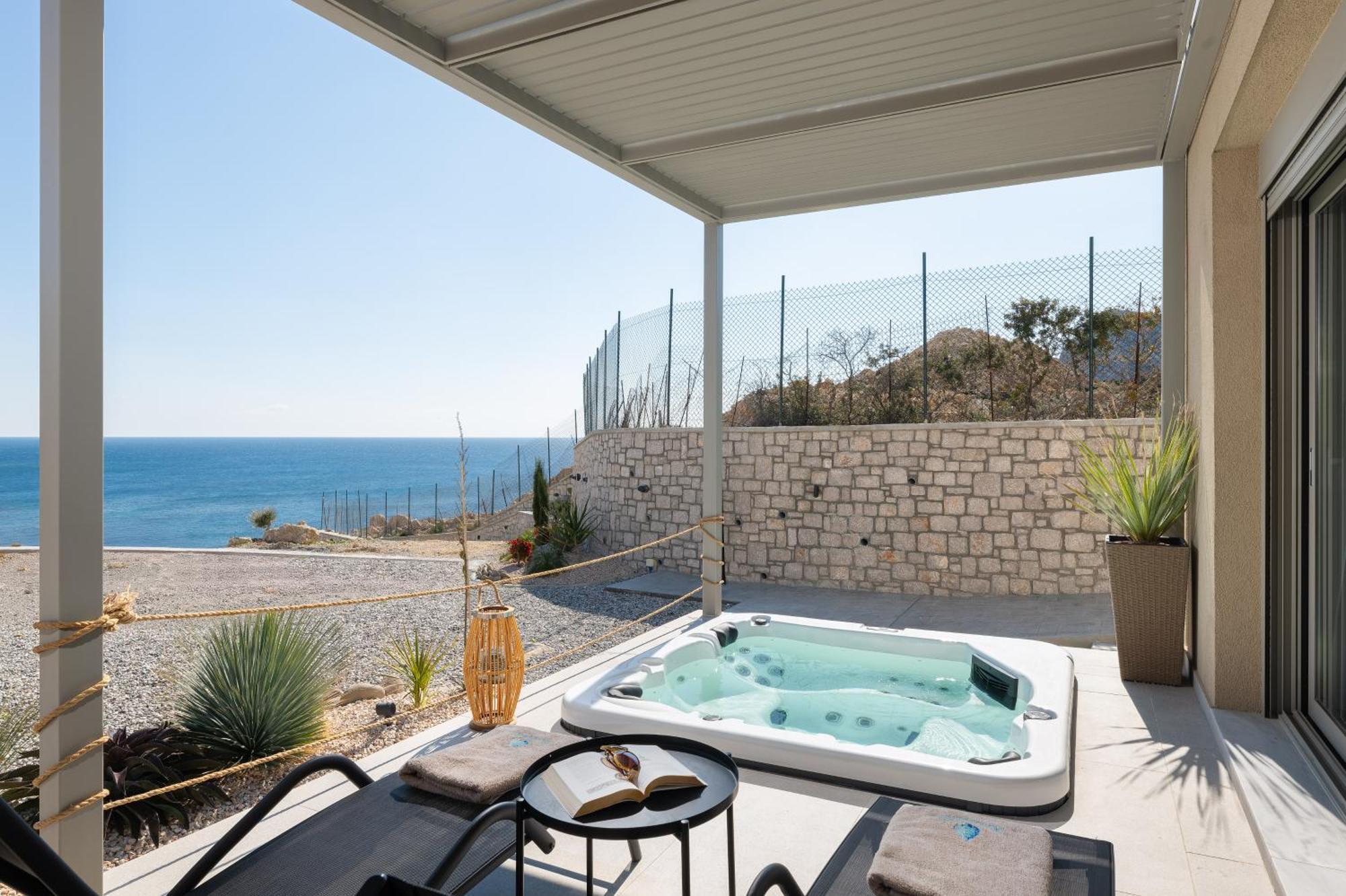 Aquamarine Luxury Suites 阿彻奇洛斯 外观 照片